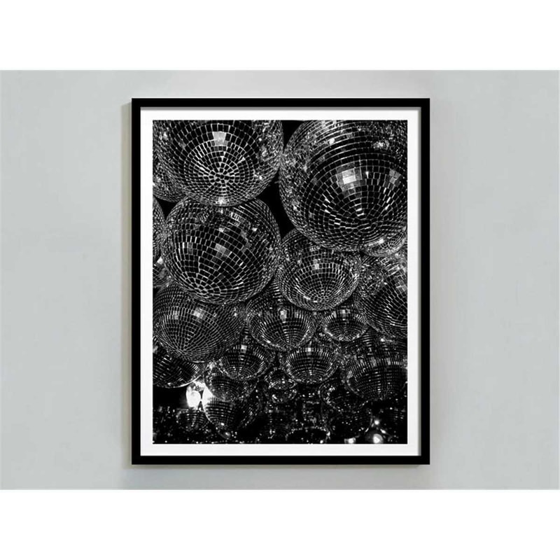 MR-2472023205558-disco-ball-70s-print-mirrorball-poster-black-and-white-preppy-wall-art-funky-poster-disco-bachelorette-party-decor-digital-download.jpg