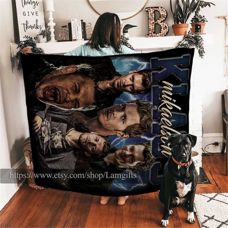 MR-2572023151355-klaus-mikaelson-blanket-klaus-mikaelson-photo-blanket-joseph-image-1.jpg