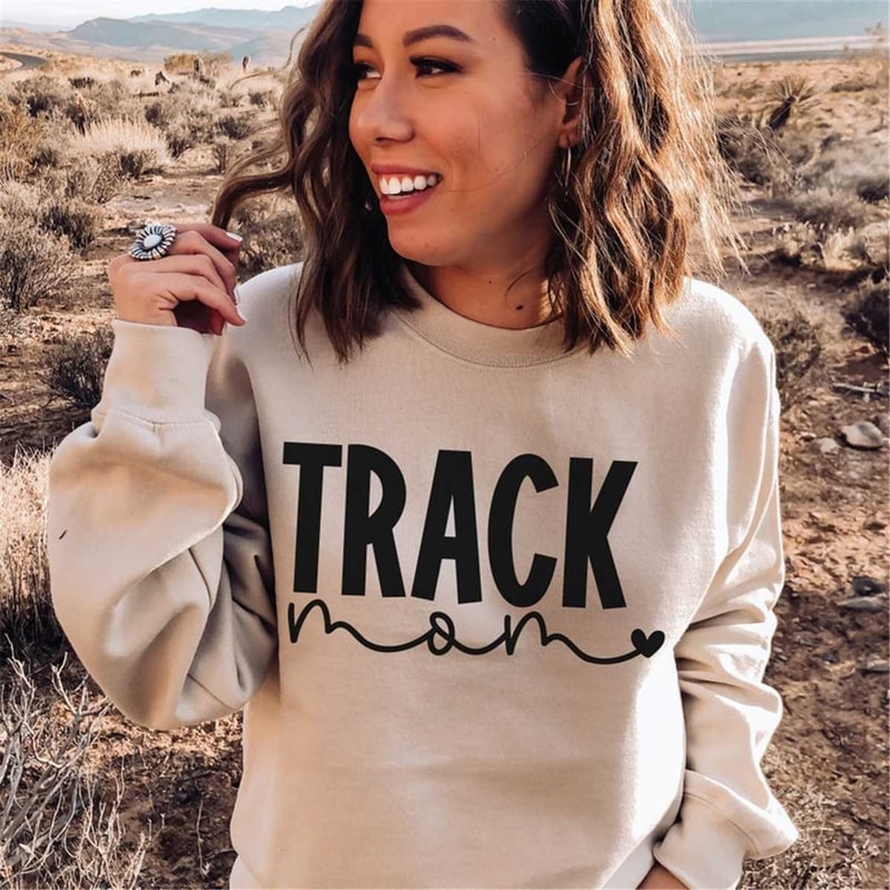 MR-27720239217-track-mom-svg-png-track-mama-svg-runner-svg-sports-svg-image-1.jpg