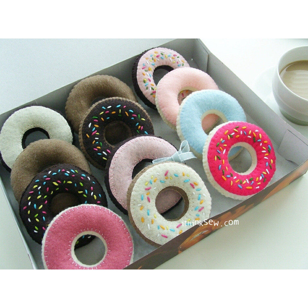 0006719_free-felt-duncan-donut-pdf-pattern.jpeg