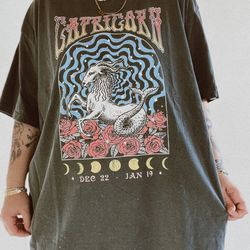 capricorn zodiac graphic tee,comfort colors tee,retro shirt,vintage in
