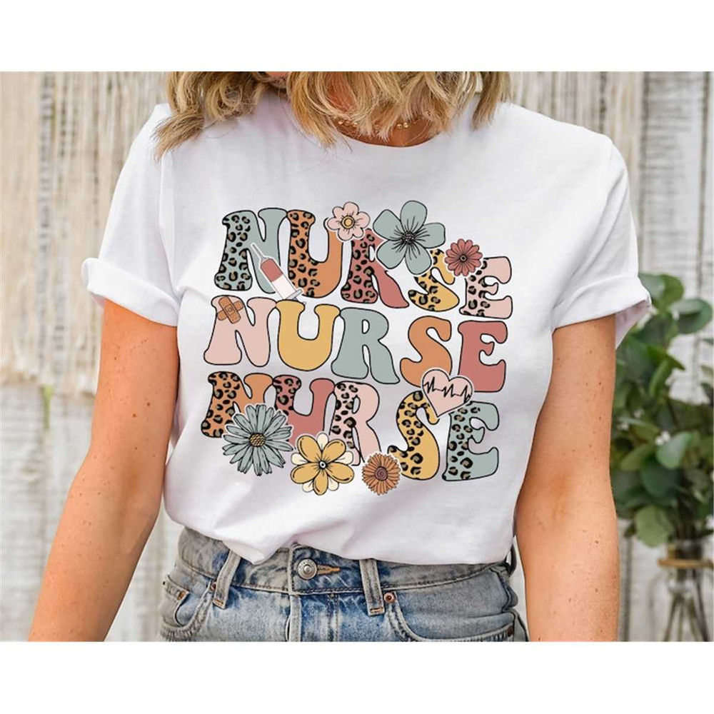 MR-3172023171152-retro-nurse-shirt-wild-flowers-nurse-t-shirt-nurse-student-image-1.jpg