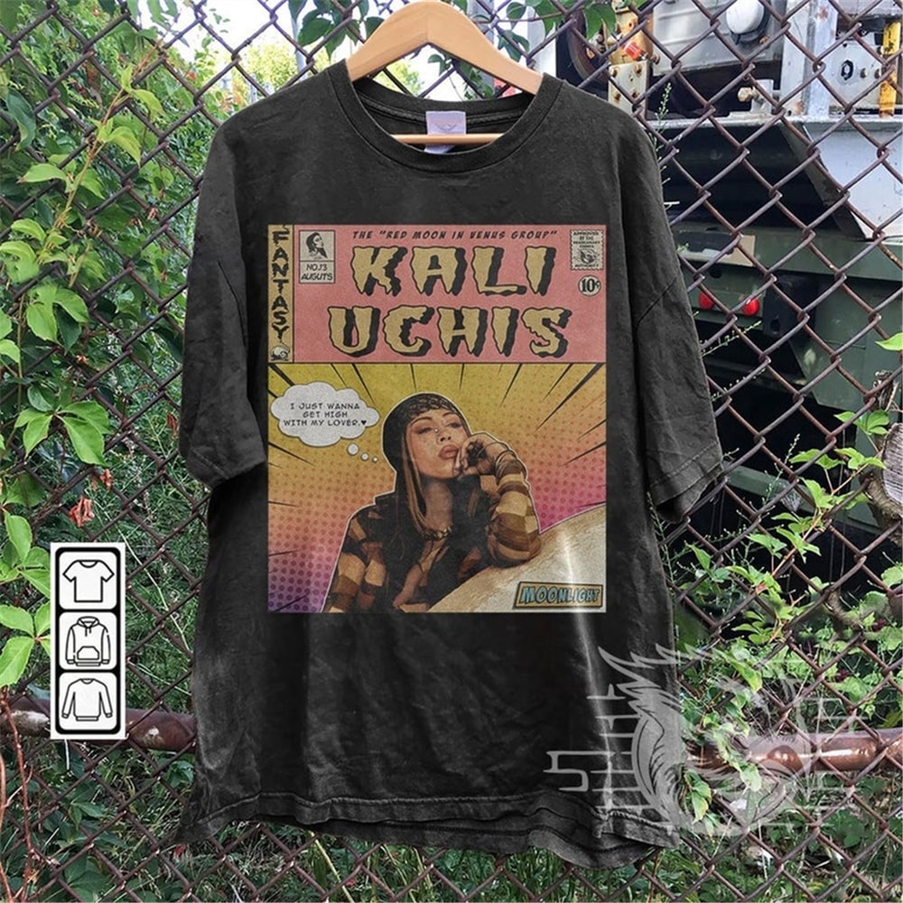 MR-1820238941-kali-uchis-comic-shirt-90s-vintage-merch-book-art-red-moon-in-image-1.jpg