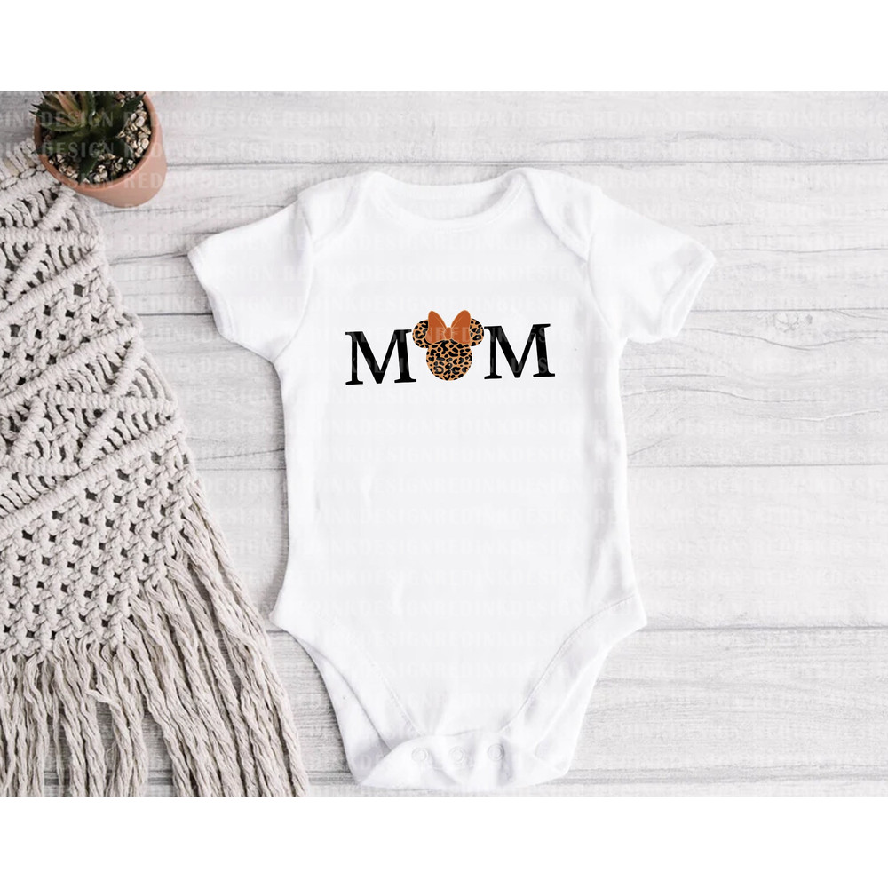 Mom Svg, Mother's Day Svg, Family Trip Svg, Vacay Mode Svg, Mouse Mom Svg, leopard Mouse Head Svg, Mom Shirt, Gift For Mom, Digital Download - 2.jpg