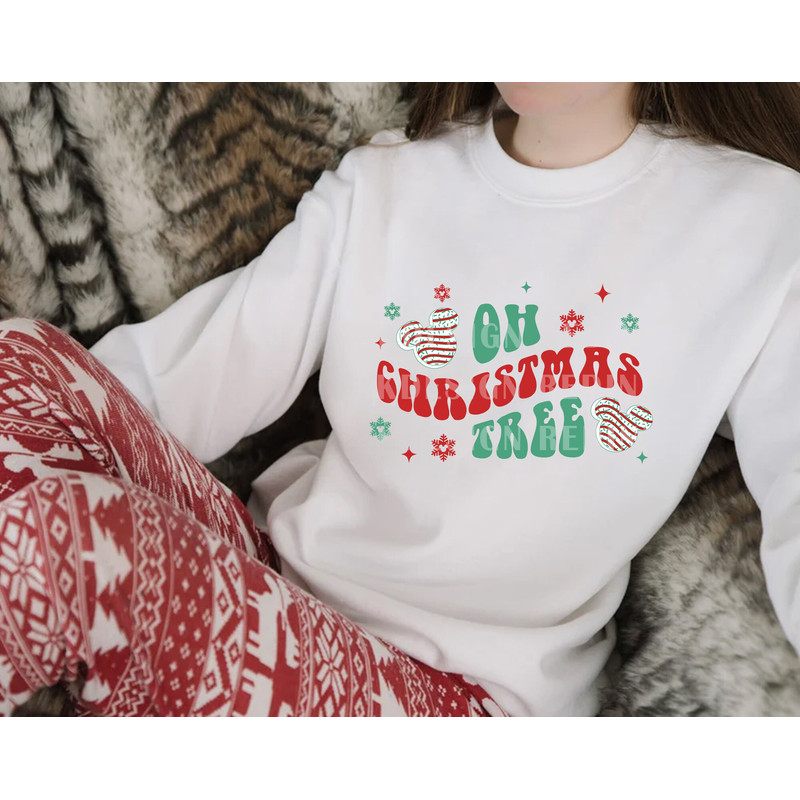 Oh Christmas Tree Svg, Retro Christmas svg, Christmas Tree Cakes Svg, Family Vacation Christmas Svg, Christmas Shirt, Holiday Svg Png Files - 2.jpg