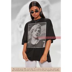 ross lynch vintage tshirt, ross shor lynch fan shirt, r5 lynch pop rock band tshirt, sabrina tees, austin lynch shirt, r