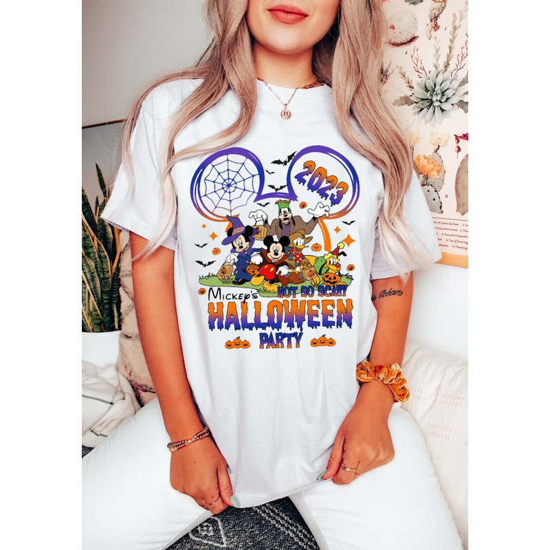 Retro Walt Disney World Halloween Shirt, Halloween Party 2023 T-Shirt, Disney Family Gift, Disney Halloween Matching Tee, Trick Or Treat - 4.jpg