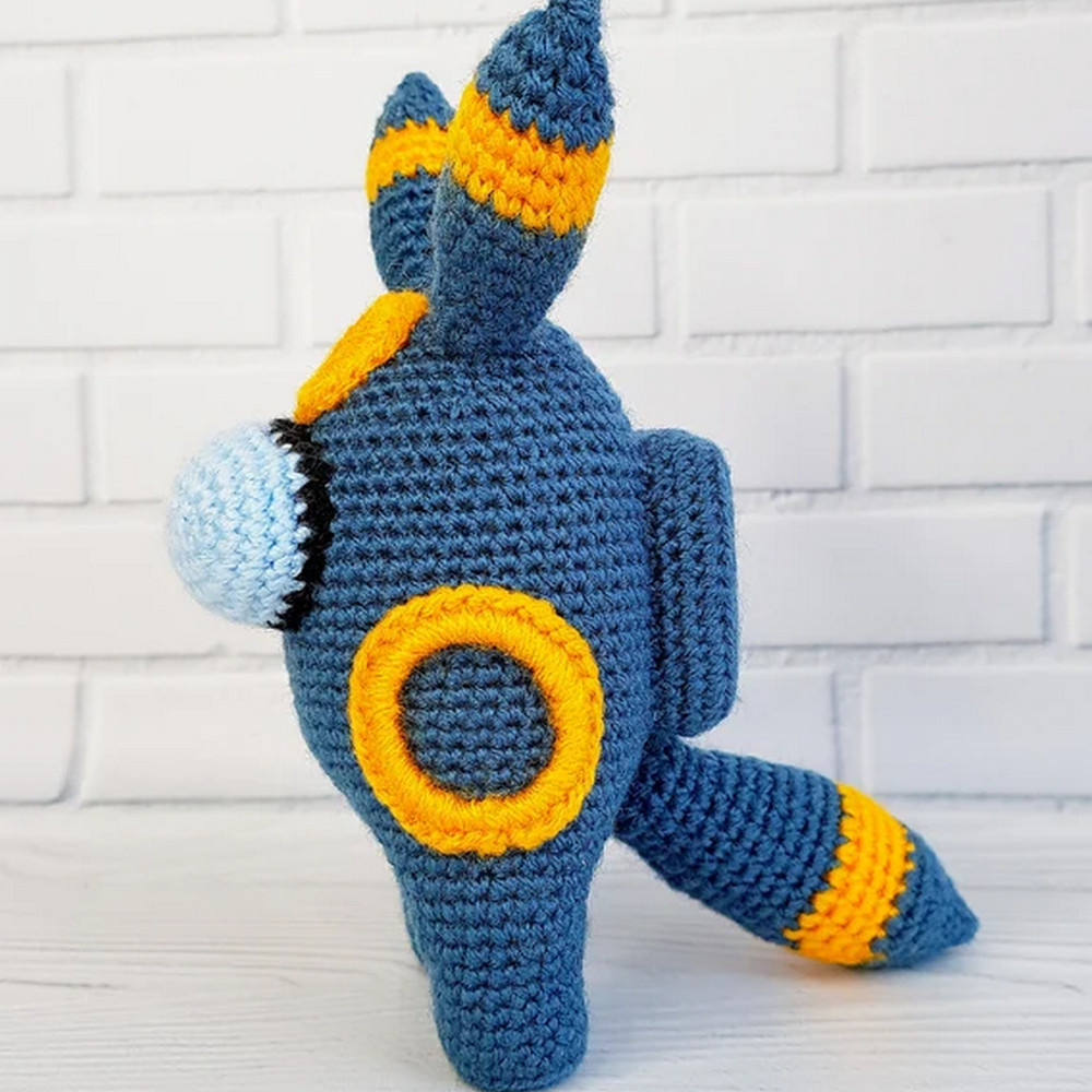 Amigurumi Pokemon Umbreon.png