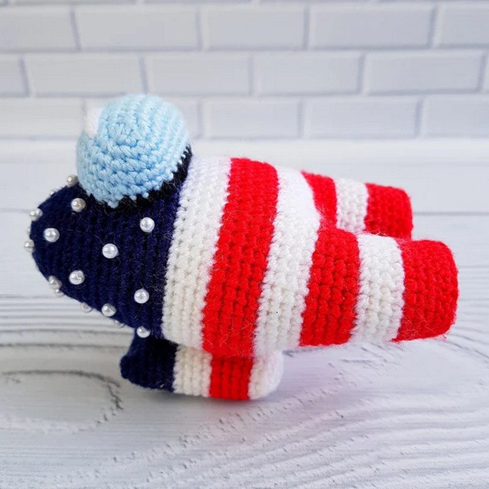 Amigurumi Pokemon Patriotic Crewmate5.png