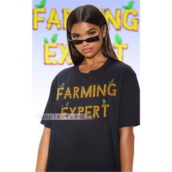 stardew valley - farming expert, retro vintage pixel 8-bit game t-shirt, farming harvst moon rpg video game tee