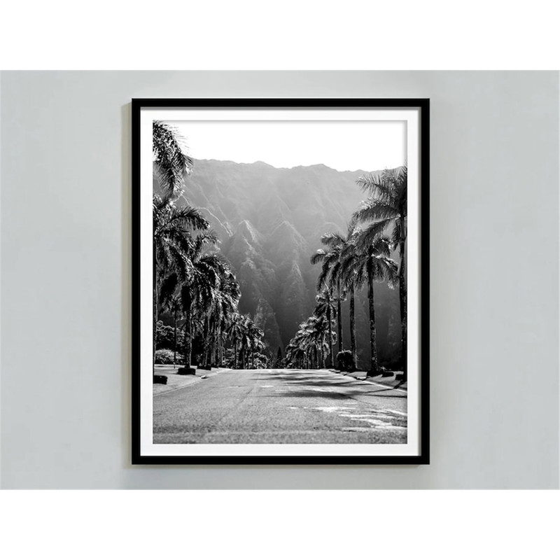 MR-48202384034-hawaii-print-black-and-white-hawaii-wall-art-vintage-poster-street-photography-palm-tree-print-digital-download-printable-wall-decor.jpg