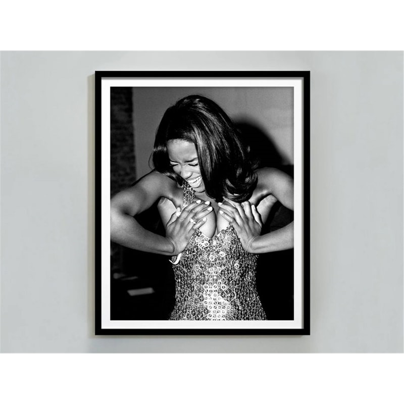 MR-482023194835-naomi-campbell-poster-photo-print-black-and-white-fashion-photography-feminist-print-beauty-room-decor-glam-wall-art-digital-download.jpg