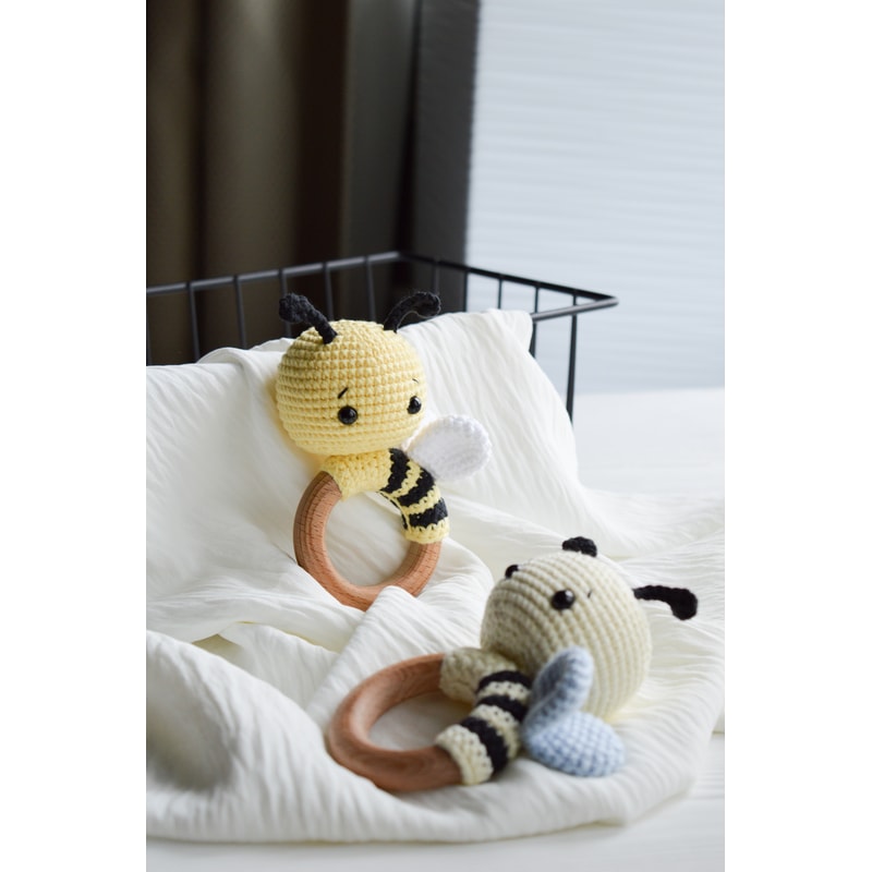 Honey bee crochet pattern cute baby rattle for beginner, 1th | Inspire ...