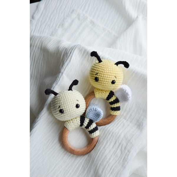 Honey bee crochet pattern cute baby rattle for beginner, 1th | Inspire ...