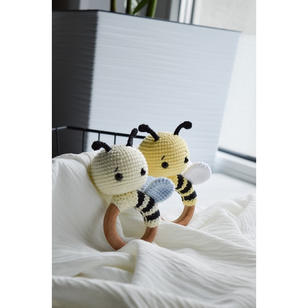 Honey bee crochet pattern cute baby rattle for beginner, 1th | Inspire ...