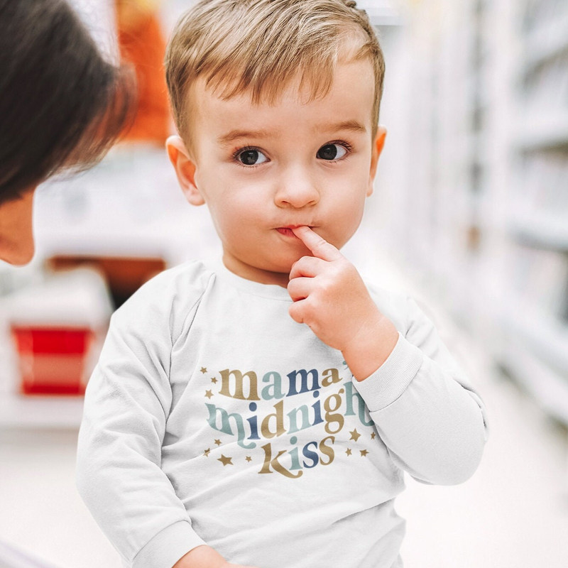 Kiss me at midnight SVG, Mama's midnight kiss svg, Retro new year svg, New Years eve PNG for sublimation, Digital File - 4.jpg