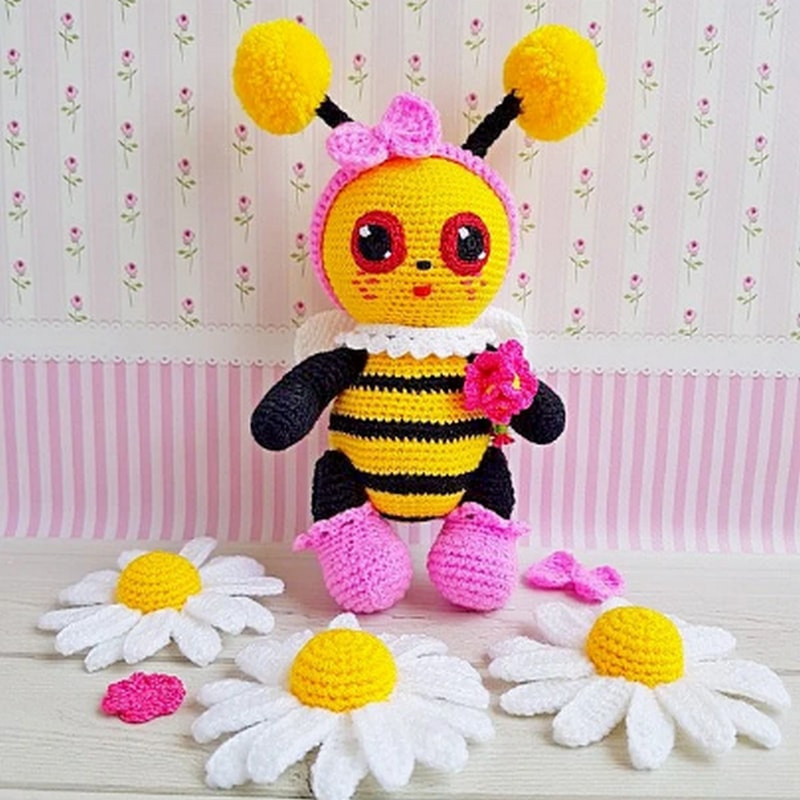 amigurumi Little Bee.png