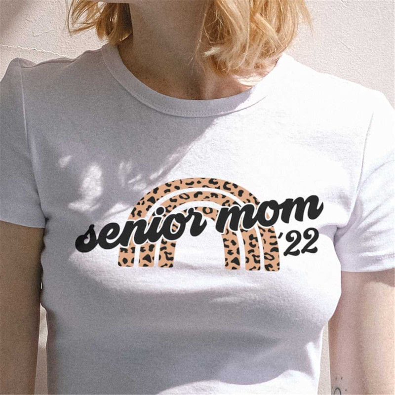 MR-58202319360-senior-mom-2022-svg-image-1.jpg