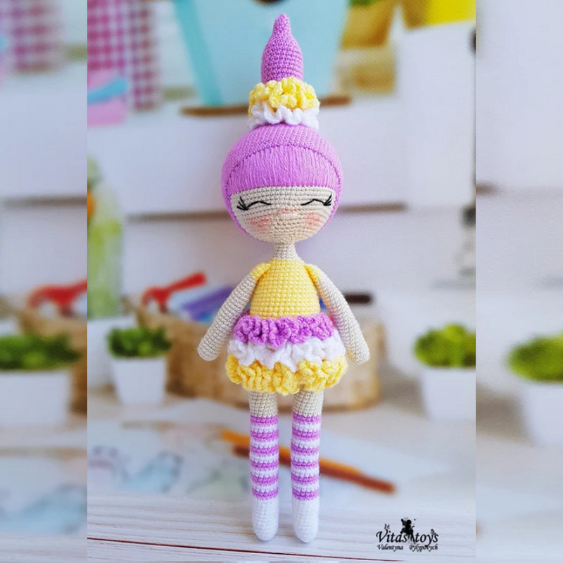 crochet ballerina.png
