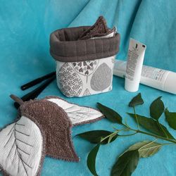 makeup remover set with 10 reusable cotton pads & mini basket, autumn leaves jacquard print