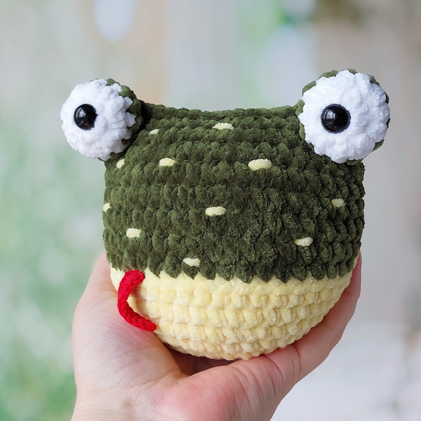 crochet frog-5