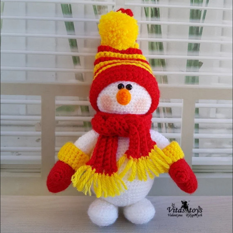 amigurumi doll Christmas Snowman.png
