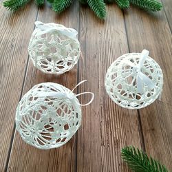 Christmas crochet ornaments pattern ball 3 designs - Crochet bauble ornament pattern - Crochet Christmas tree decoration