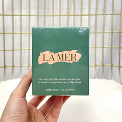 LA MER neck and decollete concentrate