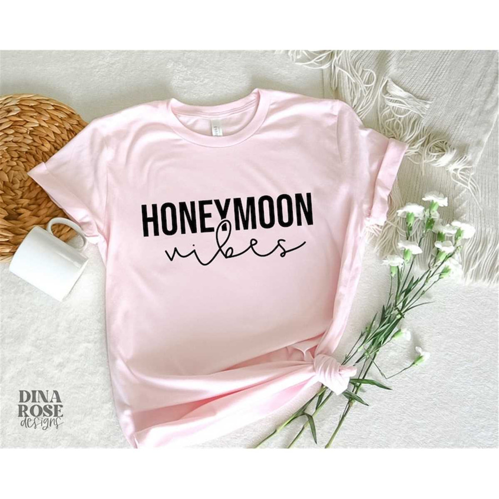 MR-7820234304-honeymoon-vibes-svg-honeymoon-svg-just-married-svg-wedding-image-1.jpg