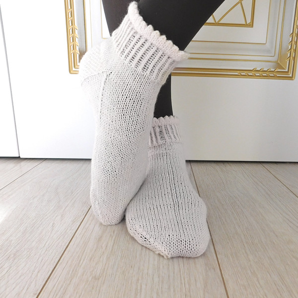 Ladies Socks Knitting Pattern, Feminine Socks Pattern, Women Socks, PDF Knitting Pattern, Knit Socks Pattern, Knitted Socks, Beginner Pattern.png