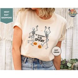 tis the season to be spooky shirt, spooky shirt, halloween shirt, halloween party shirt, halloween tee, gift for hallowe