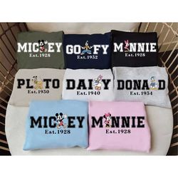 minnie pluto goofy donald daisy duck mickey team walt disney disneyland 2023 retro tee sweatshirt hoodie vacation 2023 t