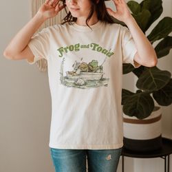 frog and toad shirt, vintage classic book sweatshirt, cottagecore aesthetic, frog and toad book cover shirt