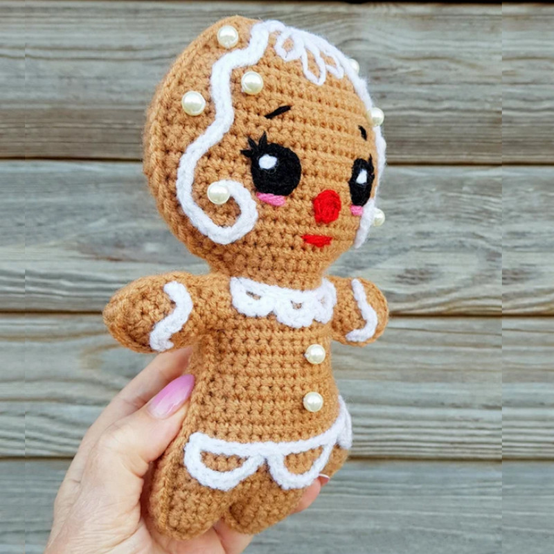 crochet gingerbred.png