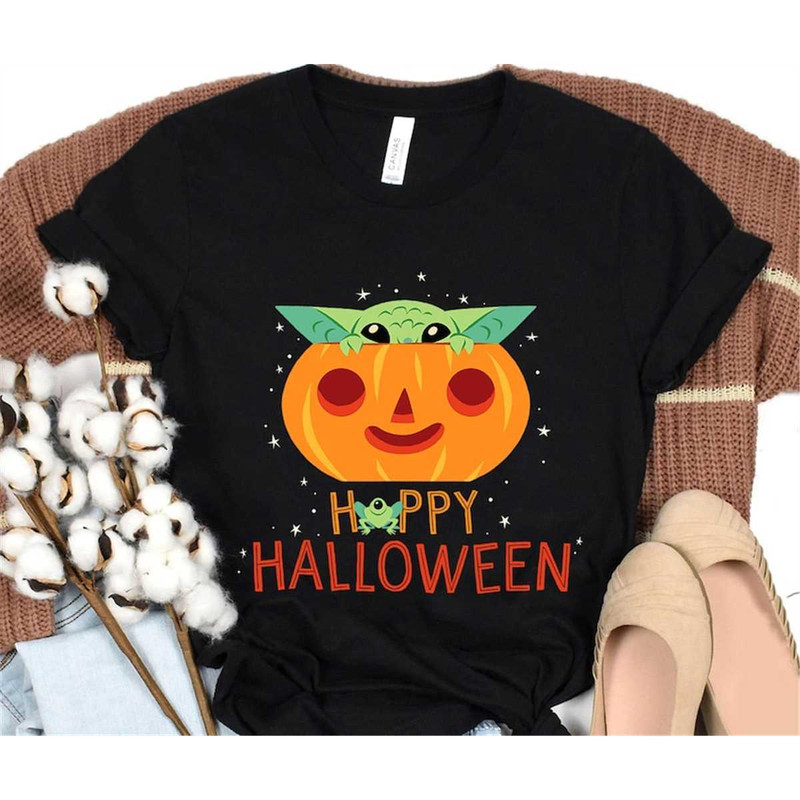 MR-108202317302-star-wars-the-mandalorian-grogu-happy-halloween-t-shirt-image-1.jpg