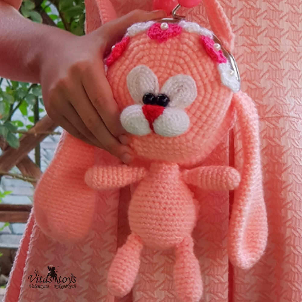 children's handbag.png