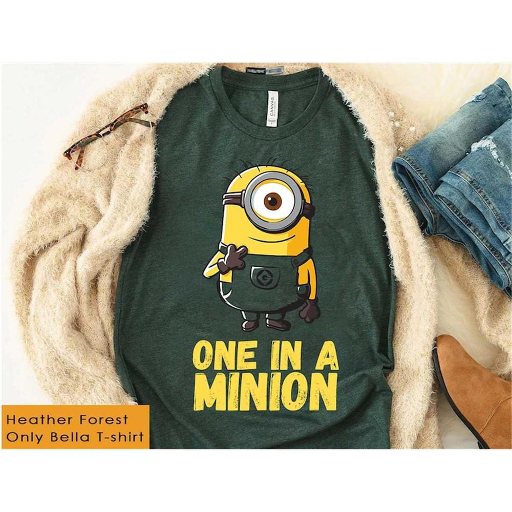 MR-118202381924-despicable-me-minions-one-in-a-minion-graphic-t-shirt-minions-image-1.jpg