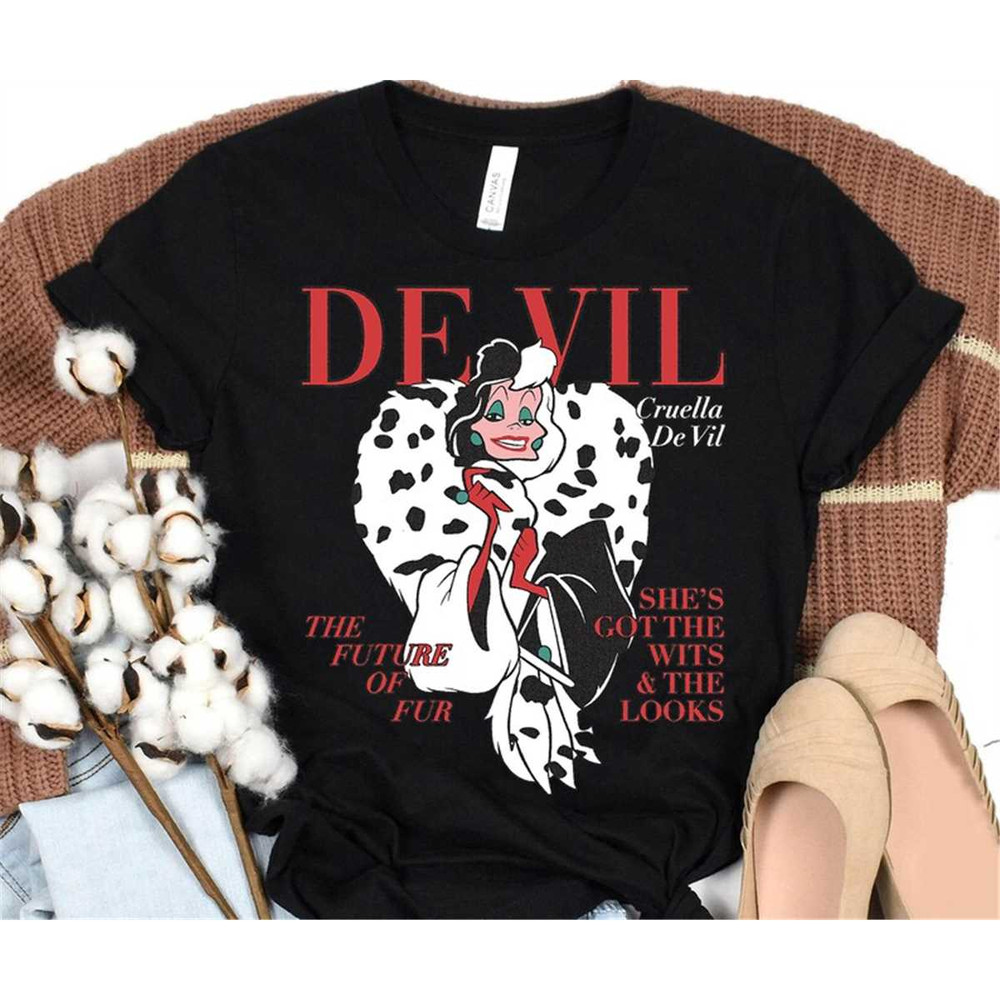 MR-118202394832-disney-villains-cruella-de-vil-magazine-cover-t-shirt-walt-image-1.jpg