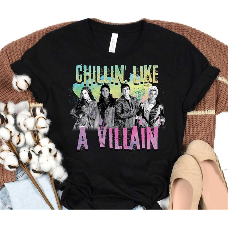 MR-1182023112944-disney-descendants-chillin-like-a-villain-t-shirt-descendants-image-1.jpg