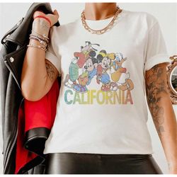 disney mickey & friends california group shot t-shirt, wdw magic kingdom, disneyland epcot family vacation matching birt