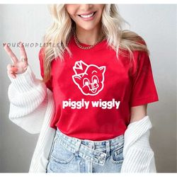 piggly wiggly supermarket graphic t shirt, pig shirt, farm animal shirt, porky the pig shirt, vintage piggly