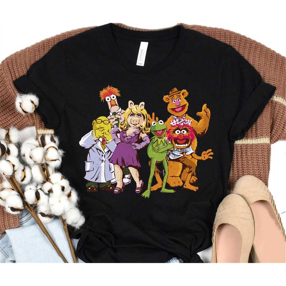 MR-1182023142711-disney-the-muppets-group-shot-illustrated-t-shirt-magic-image-1.jpg