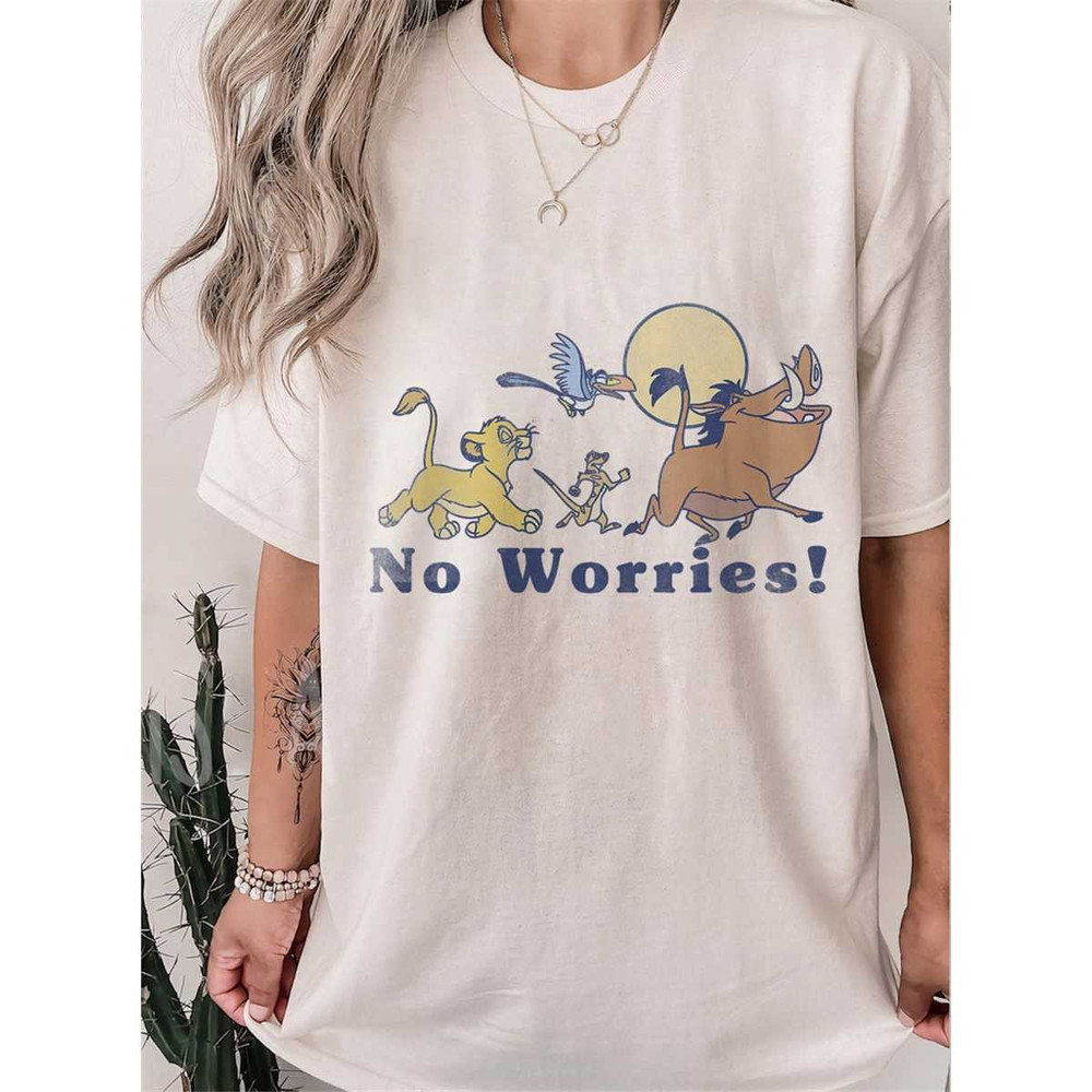 MR-1182023144248-disney-lion-king-no-worries-vintage-group-shot-t-shirt-image-1.jpg
