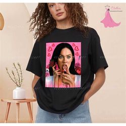 jennifer's body megan fox t-shirt,she's going to eat your soul, 90s horror movie sweatshirt hoodie, graphic tee