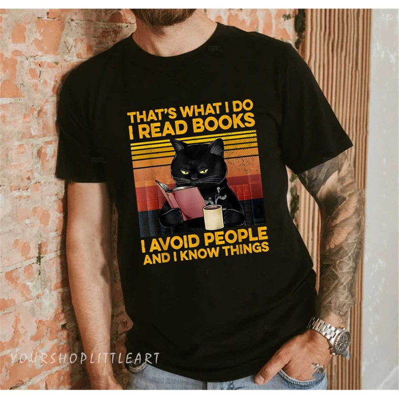 MR-118202315105-thats-what-i-do-i-read-books-i-avoid-people-i-know-things-image-1.jpg