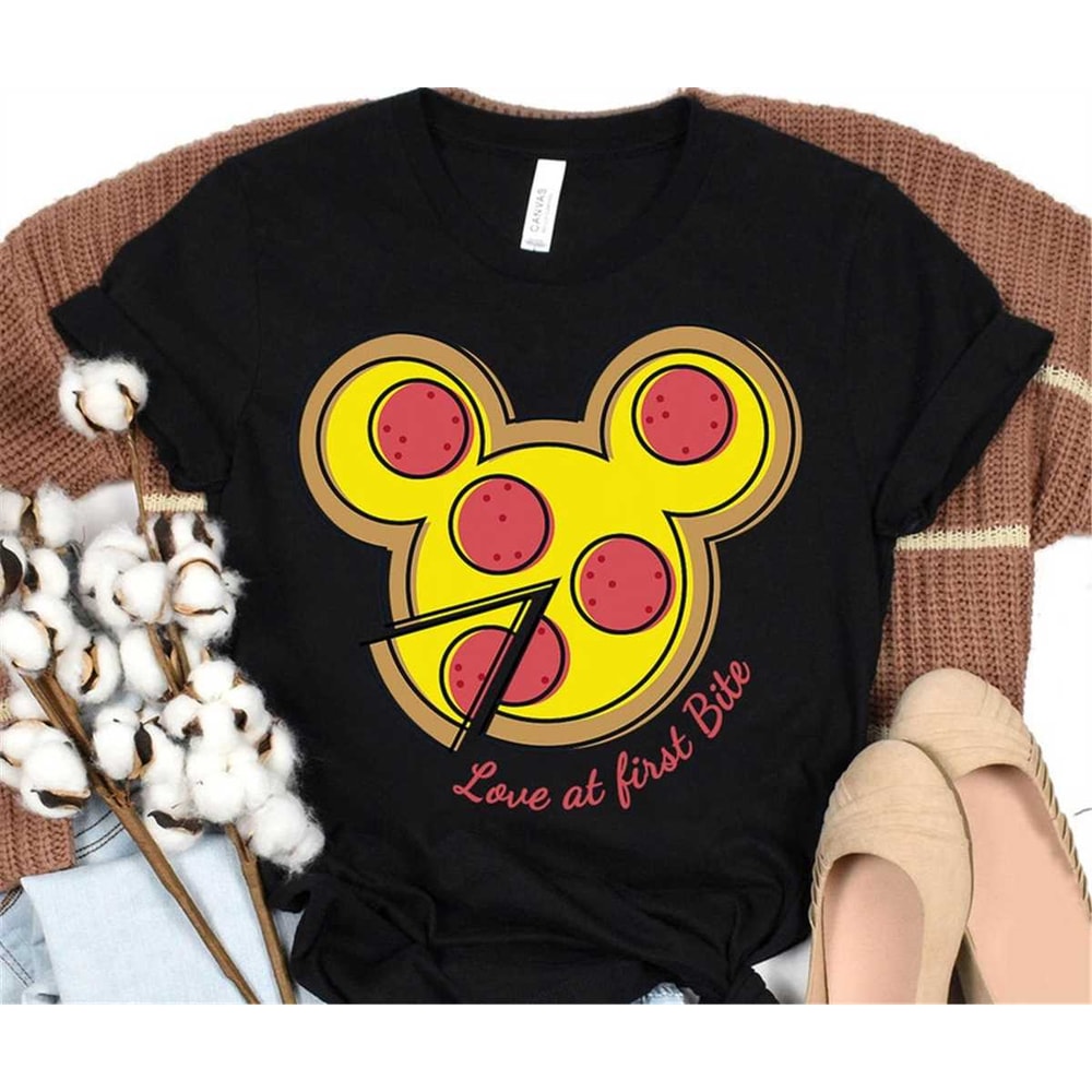 MR-11820231658-disney-pizza-mickey-mouse-love-at-first-bite-t-shirt-image-1.jpg