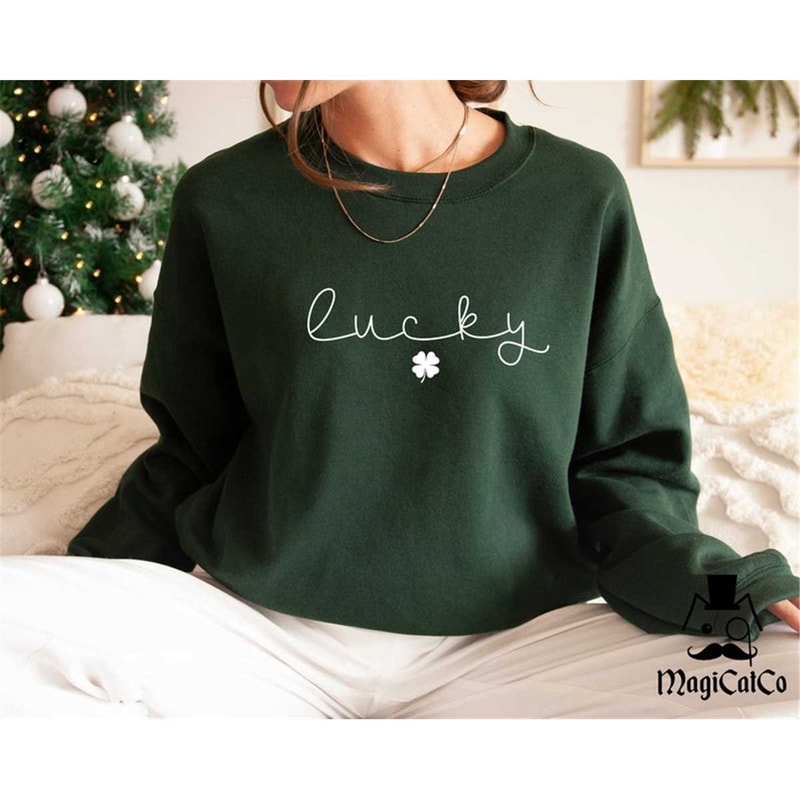 MR-11820231844-st-patricks-day-lucky-shamrock-sweatshirt-st-patricks-image-1.jpg