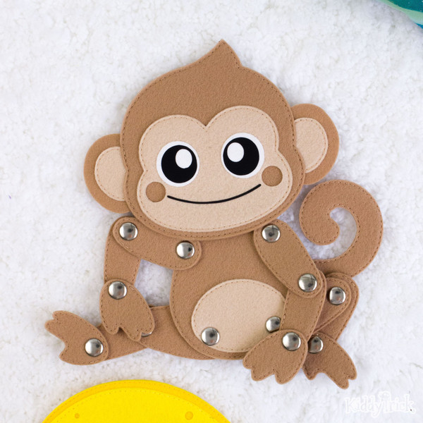 Flat felt toy Monkey with a banana (9).jpg