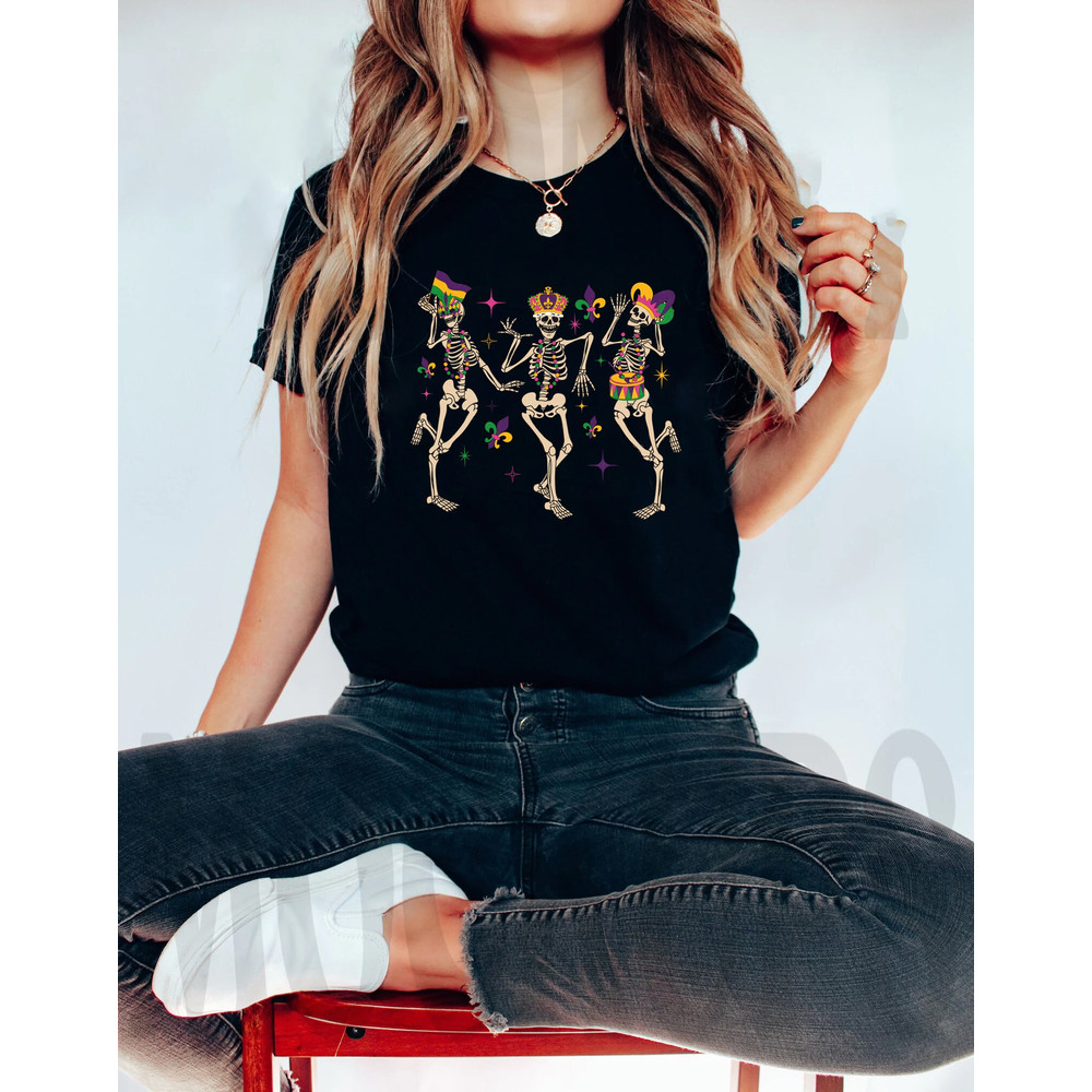 Mardi Gras Skeleton shirt, mardi gras party, Dancing Skeletons, gothic lover, Funny Mardi Gras, mardi gras outfit, Mardi Gras Shirt, beads - 4.jpg