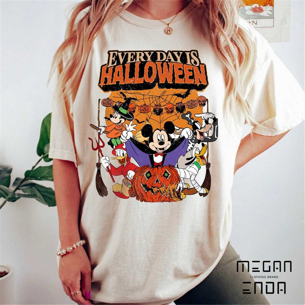 MR-1282023141916-retro-comfort-colors-everyday-is-halloween-shirt-comfort-image-1.jpg